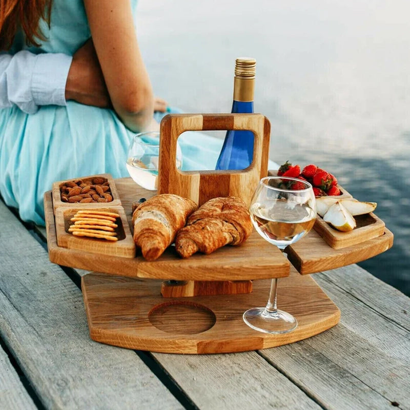 Holz-Picknicktisch mit Weinflaschenhalter | Tragbares Serviertablett mit 4 Snackfächern und 2 Glashalterungen