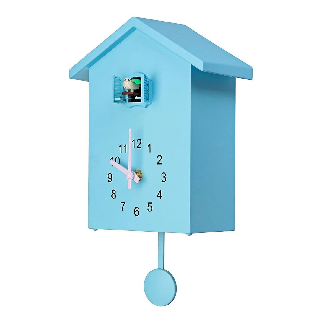Kuckucksuhr mit Pendel in Hausform | Analoge Wanduhr mit Kuckucksmechanismus