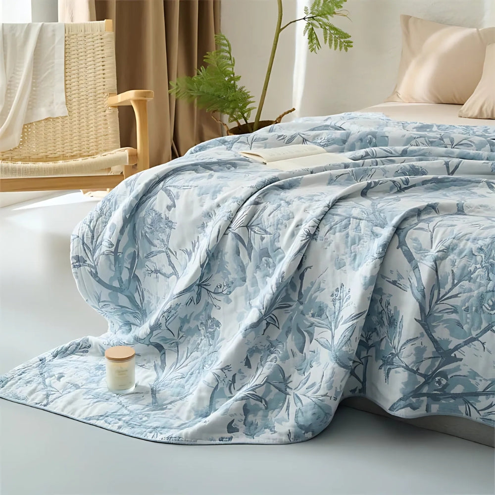 Decke mit floralem Blumen- und Zweigmuster | Überwurf für Bett und Sofa