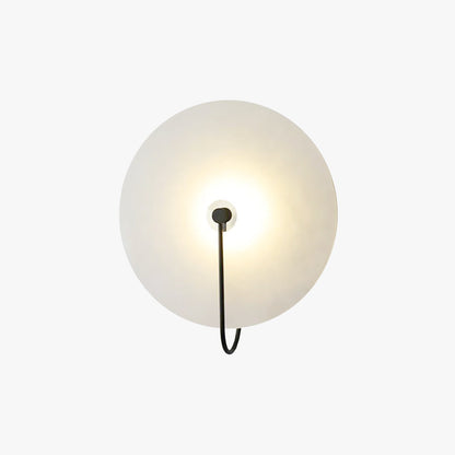 Wandlampe mit Alabasterscheibe und Metallarm | Runde Wandleuchte mit LED-Licht