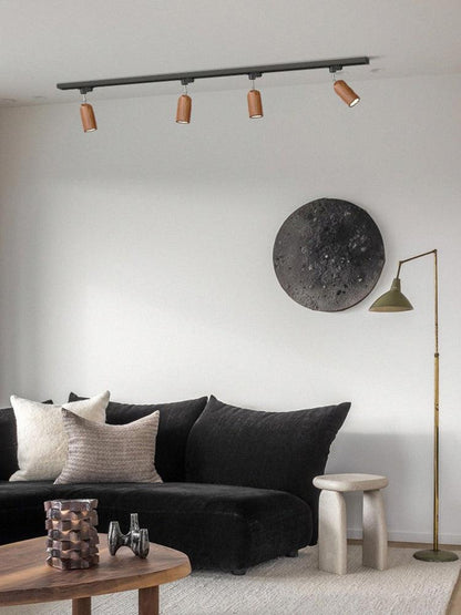 Deckenlampe mit Holz-Spots