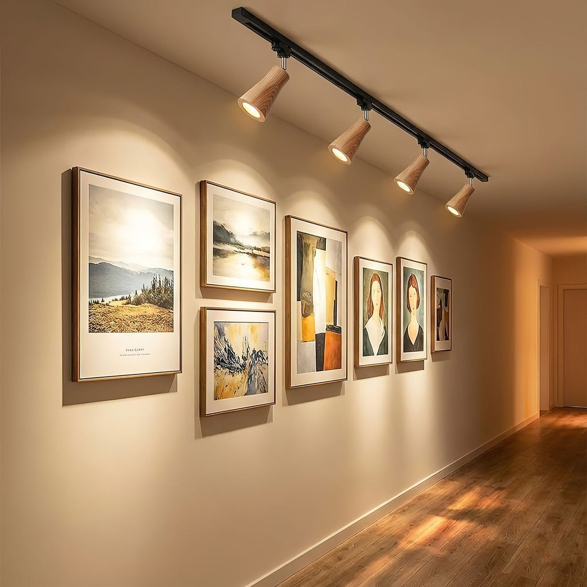 Deckenlampe mit Holz-Spots