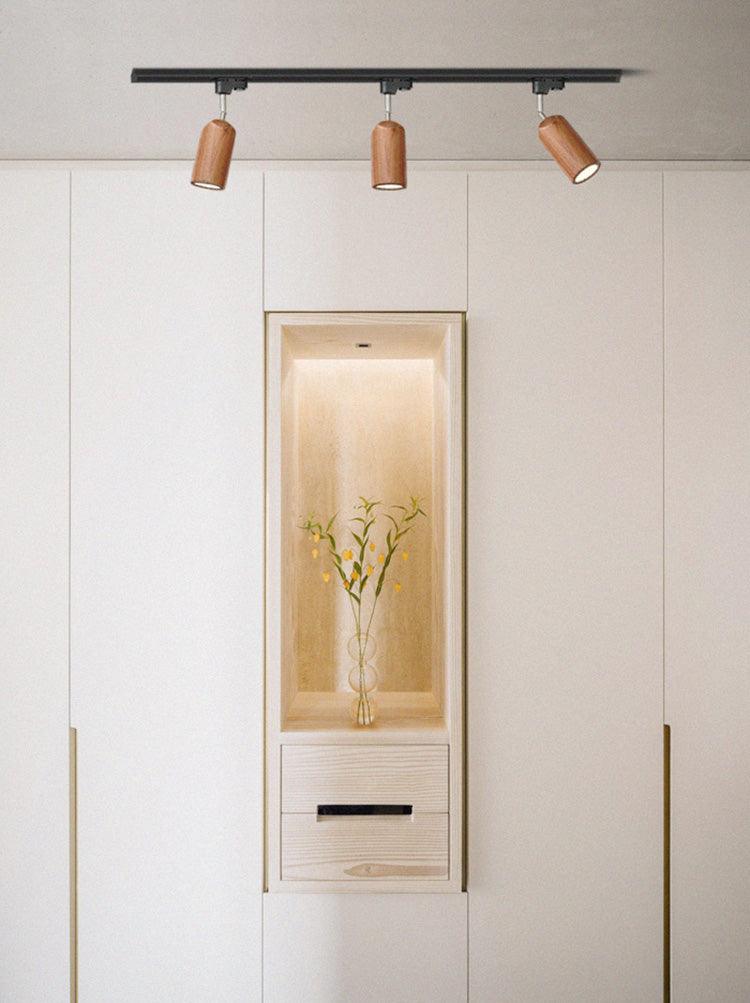 Deckenlampe mit Holz-Spots