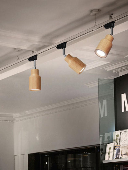 Deckenlampe mit Holz-Spots
