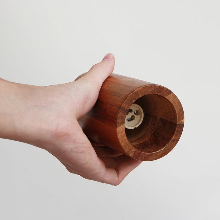 Deckenlampe mit Holz-Spots