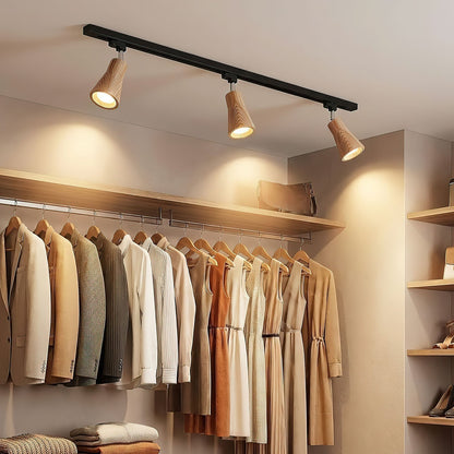 Deckenlampe mit Holz-Spots