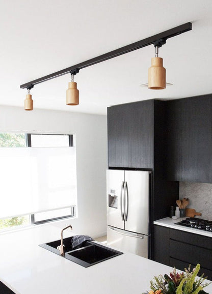 Deckenlampe mit Holz-Spots