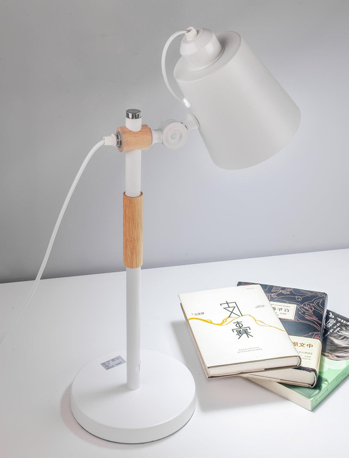 Verstellbare Schreibtischlampe